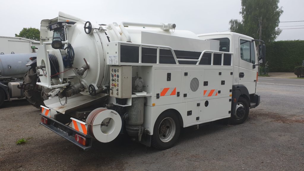 Mini camion vaccum